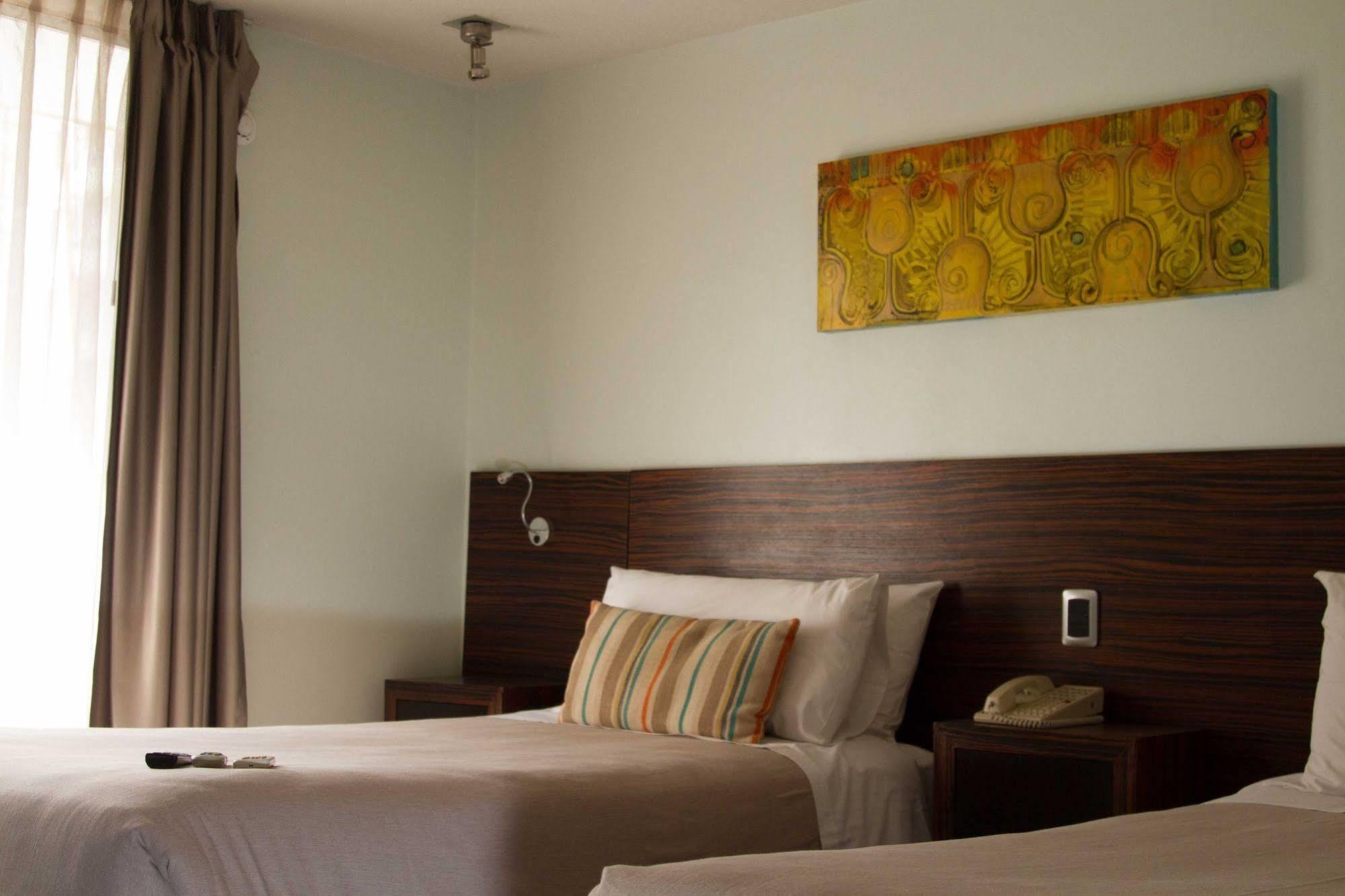 Hotel Gen Santiago Buitenkant foto
